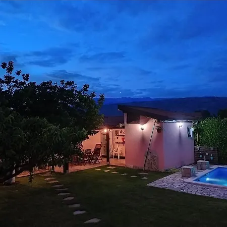 Rest House Azra Blagaj